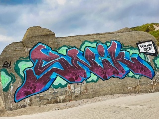bunker_sand_grafitti